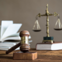 Diferencia entre abogado y licenciado en Derecho